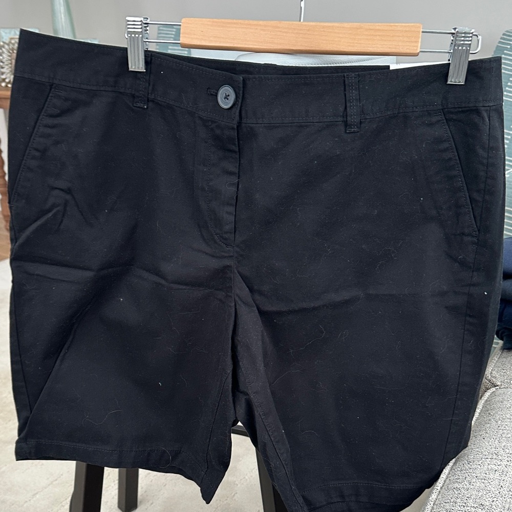 BRAND NEW WITH TAGS! LOFT Black Women's Bermudas